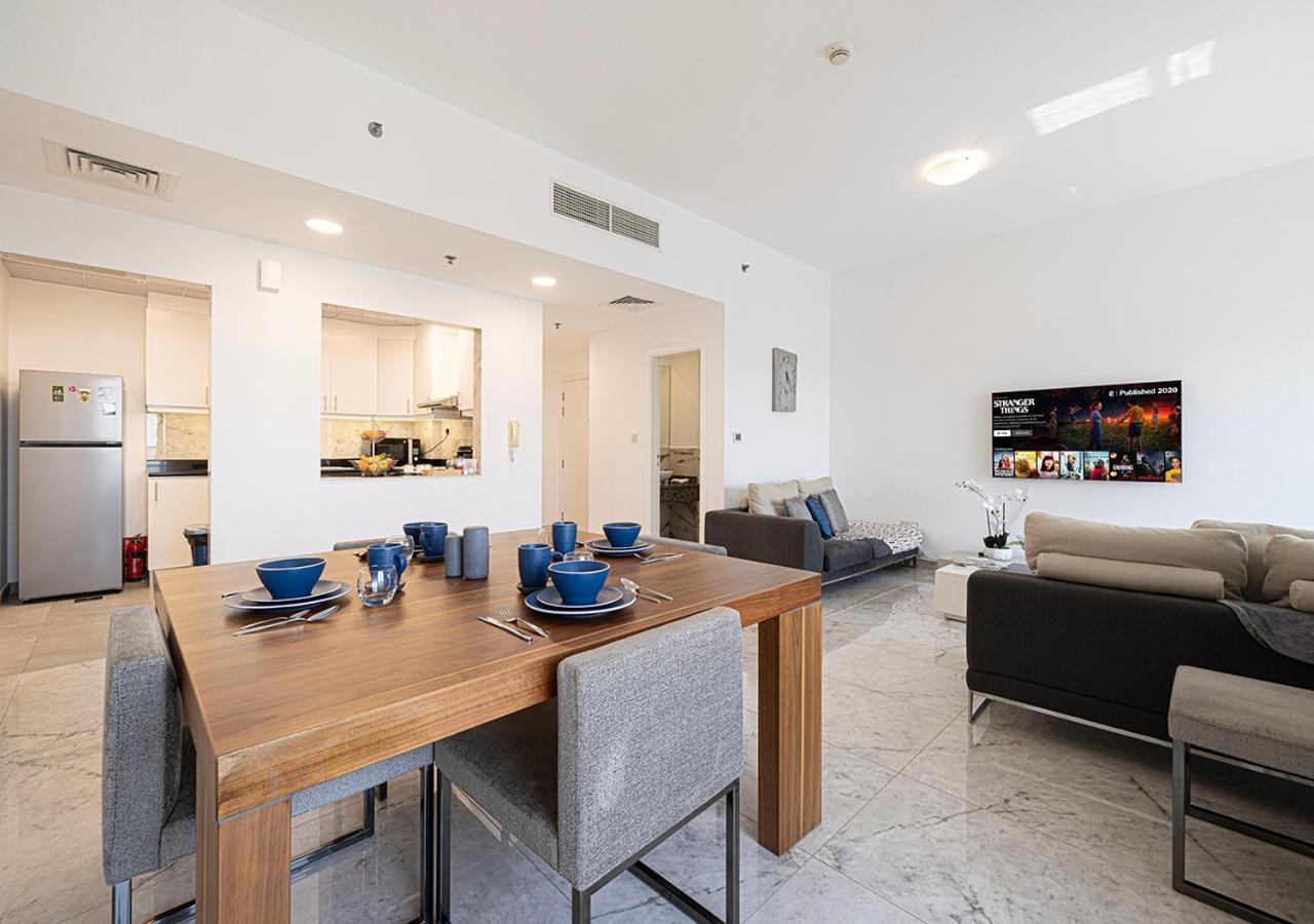 Luxury Beachfront 2Bd Apt, Shams, Jbr Дубай Екстериор снимка
