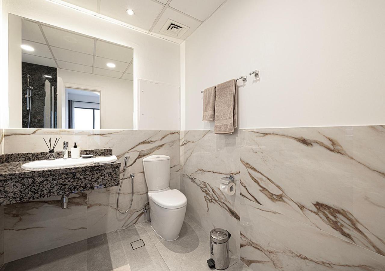 Luxury Beachfront 2Bd Apt, Shams, Jbr Дубай Екстериор снимка